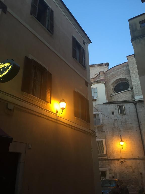 Albergo Ristorante Del Cacciatore Фоджиа Экстерьер фото