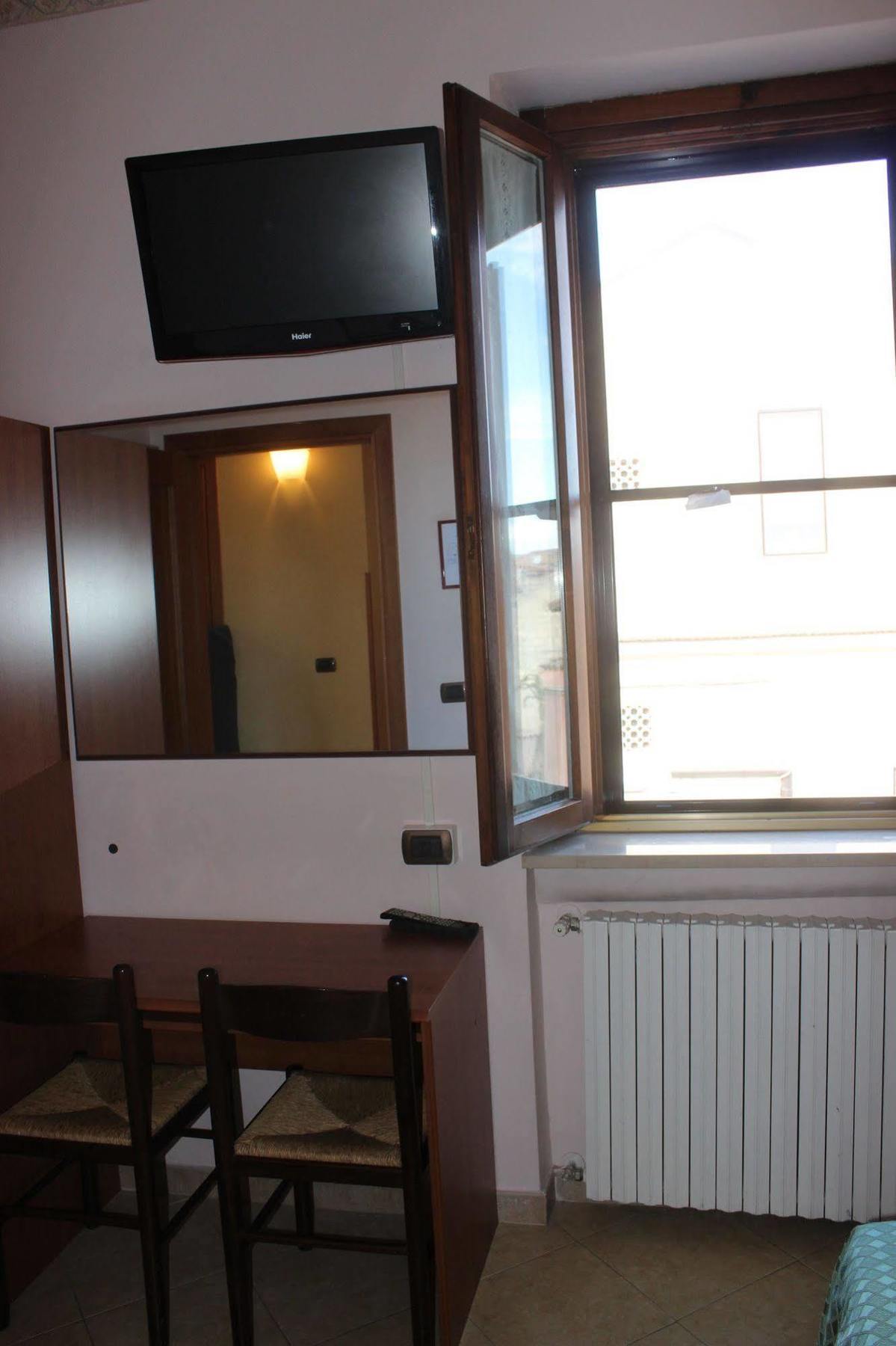 Albergo Ristorante Del Cacciatore Фоджиа Экстерьер фото